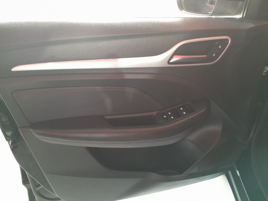 Imagen de Mg ZS