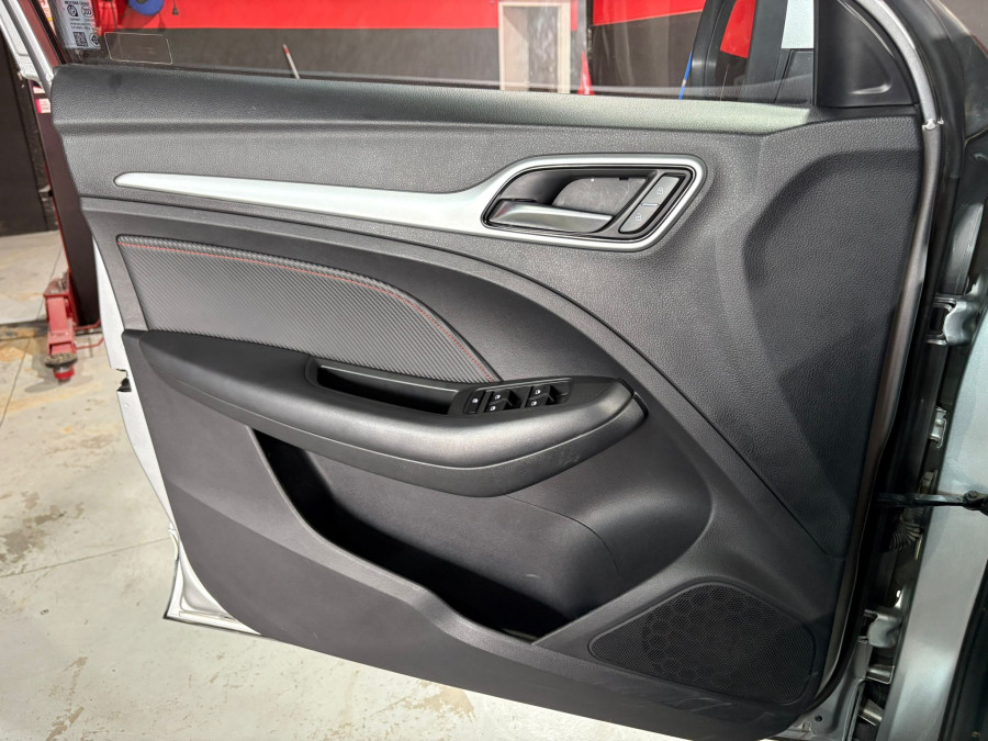 Imagen de Mg ZS