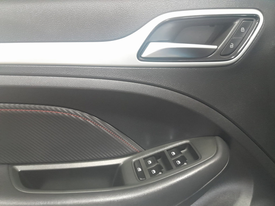 Imagen de Mg ZS