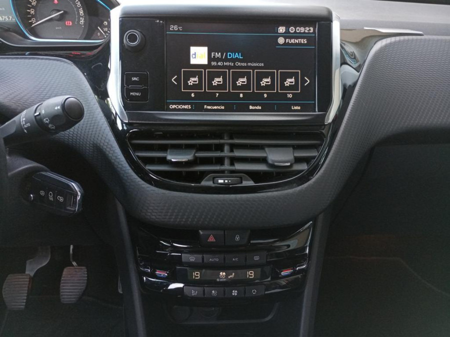 Imagen de Peugeot 2008