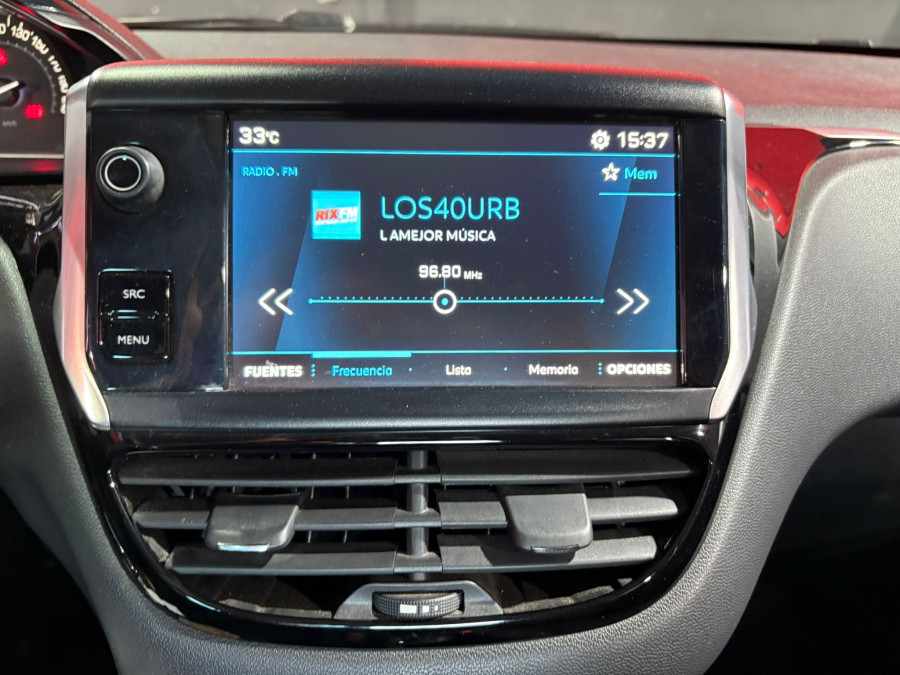 Imagen de Peugeot 208