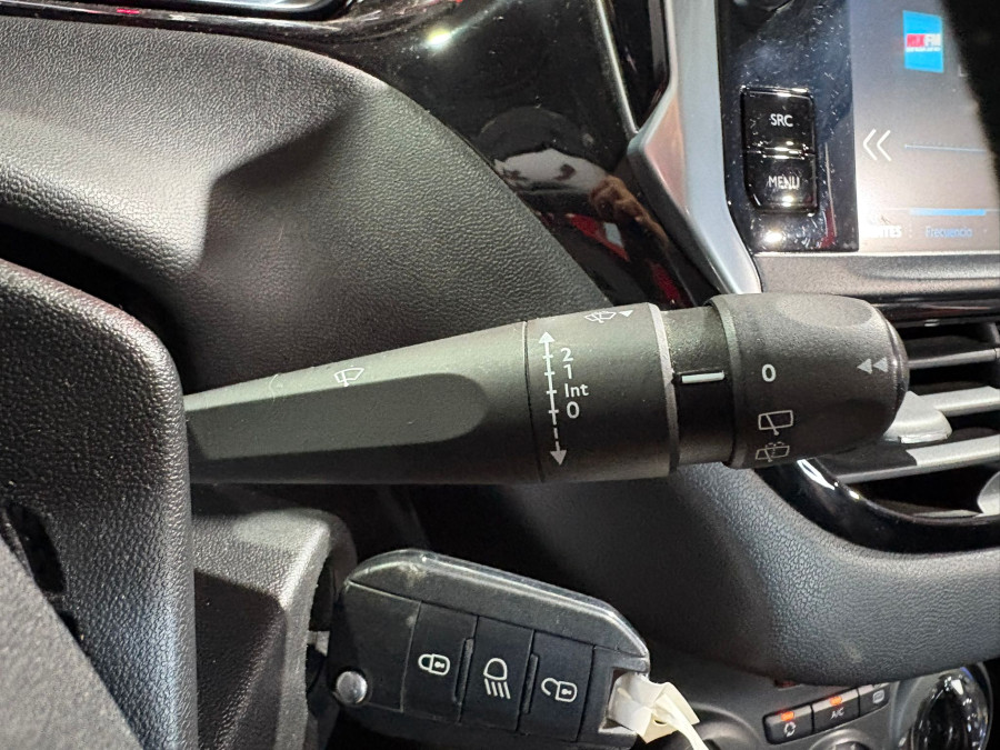 Imagen de Peugeot 208