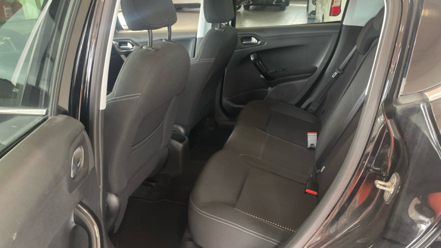 Imagen de Peugeot 208
