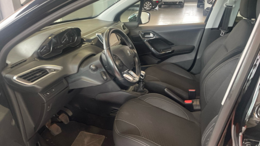 Imagen de Peugeot 208
