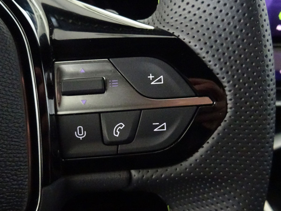 Imagen de Peugeot 408