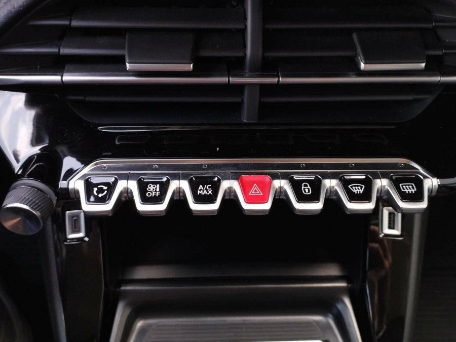 Imagen de Peugeot 208