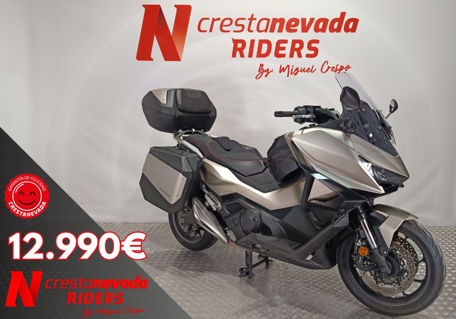 Honda Forza 750