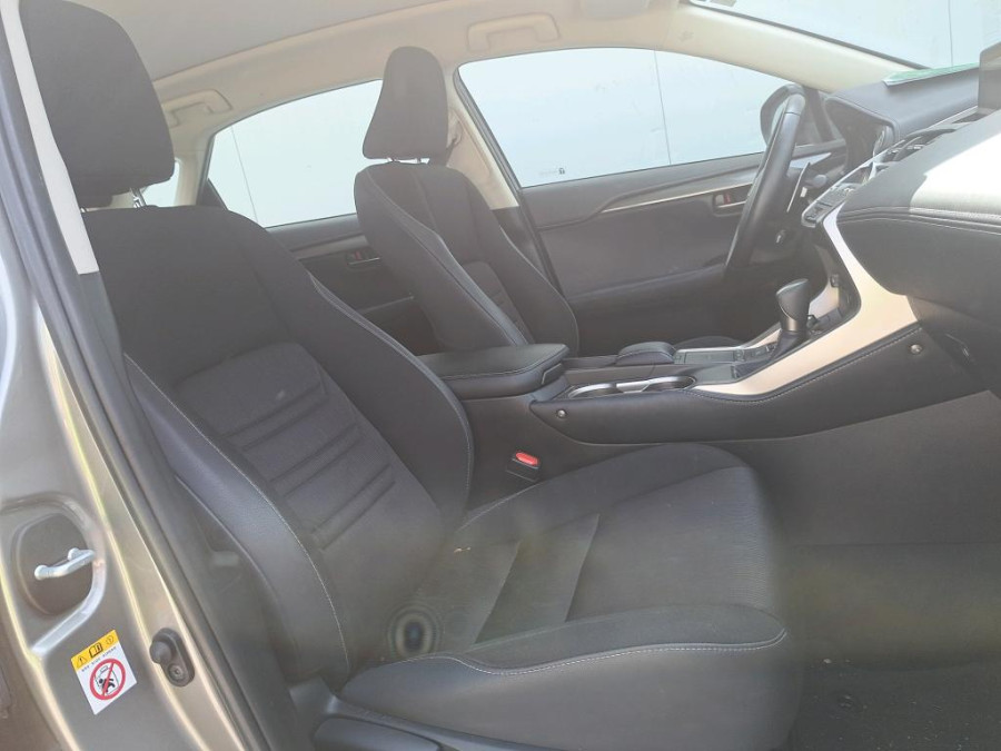 Imagen de Lexus NX