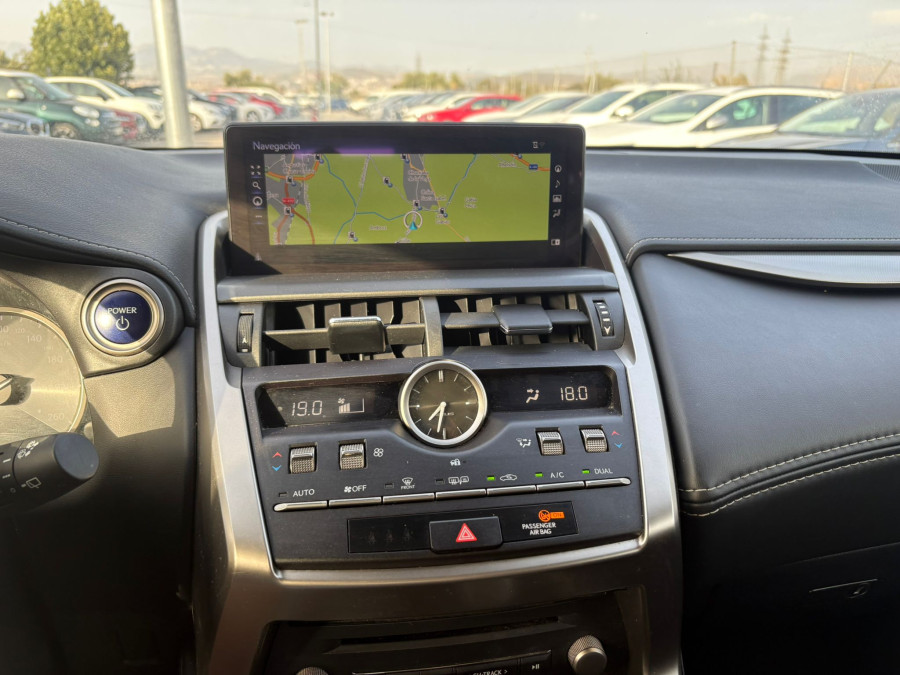 Imagen de Lexus NX