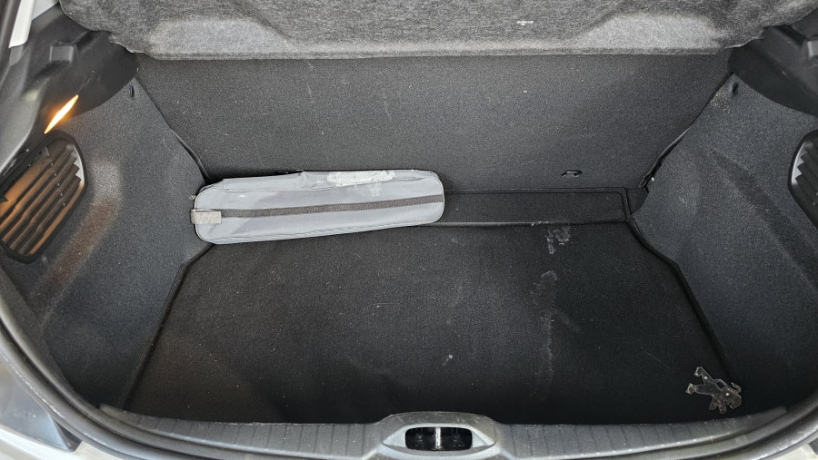 Imagen de Peugeot 208