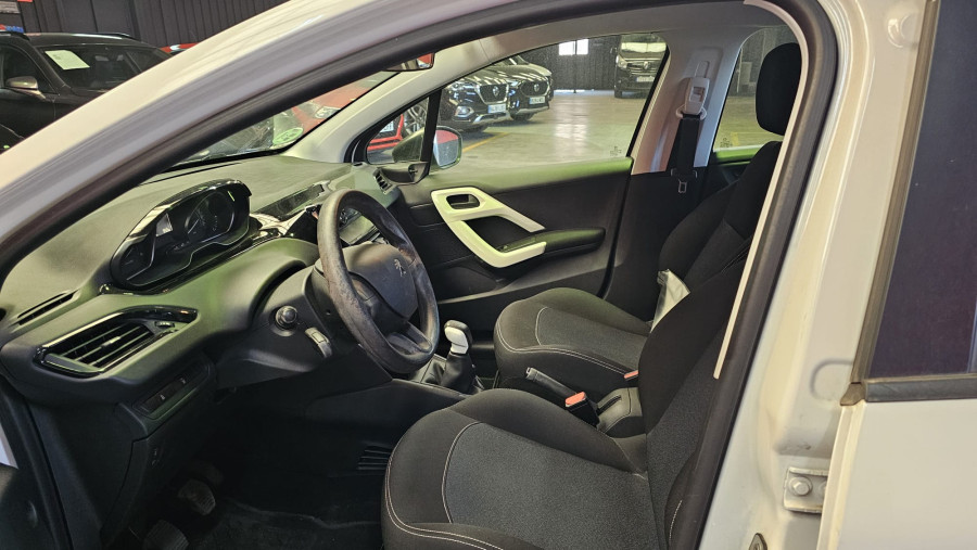 Imagen de Peugeot 208