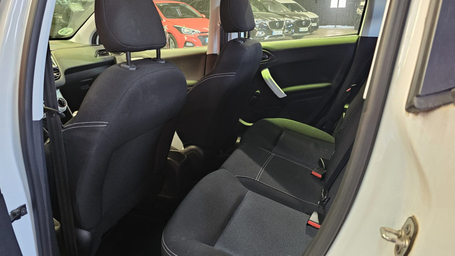 Imagen de Peugeot 208