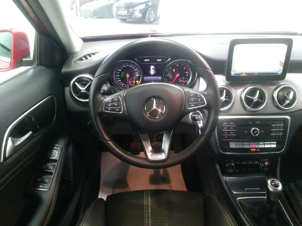 Imagen de mercedes-benz GLA 200