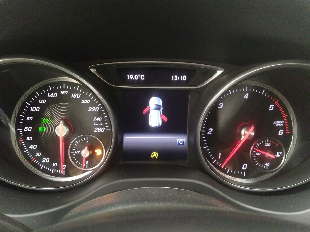 Imagen de mercedes-benz GLA 200