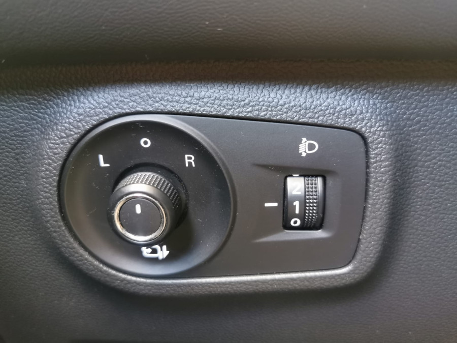 Imagen de Mg ZS