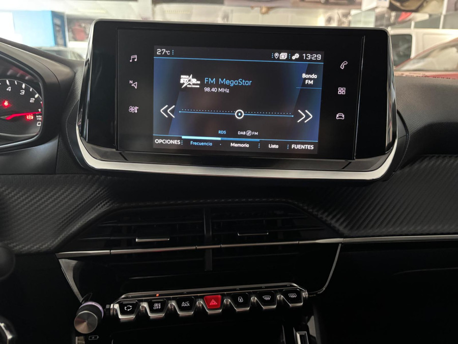 Imagen de Peugeot 208