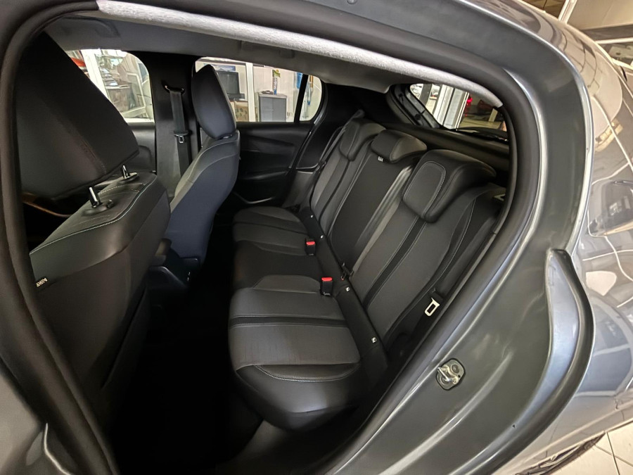 Imagen de Peugeot 208