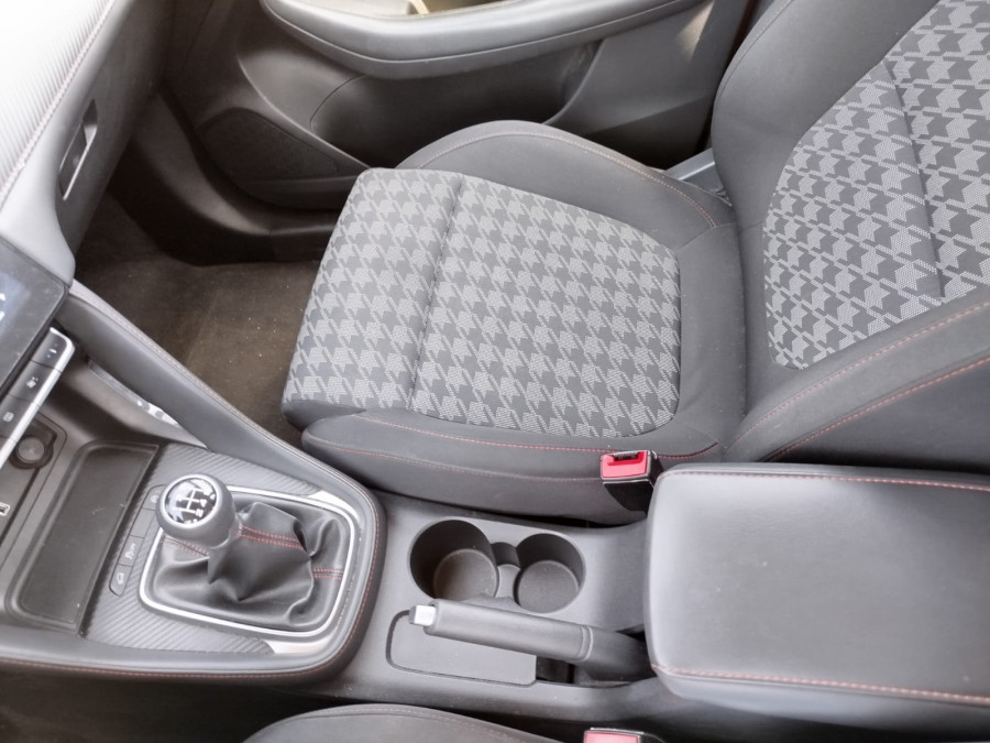 Imagen de Mg ZS