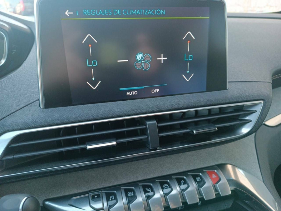 Imagen de Peugeot 3008