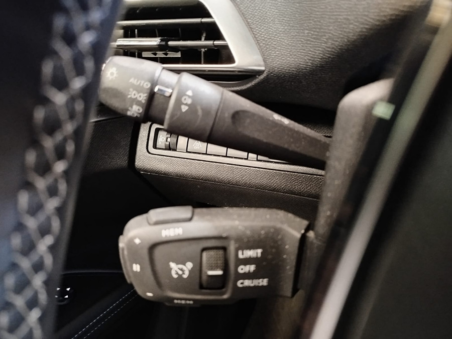Imagen de Peugeot 5008