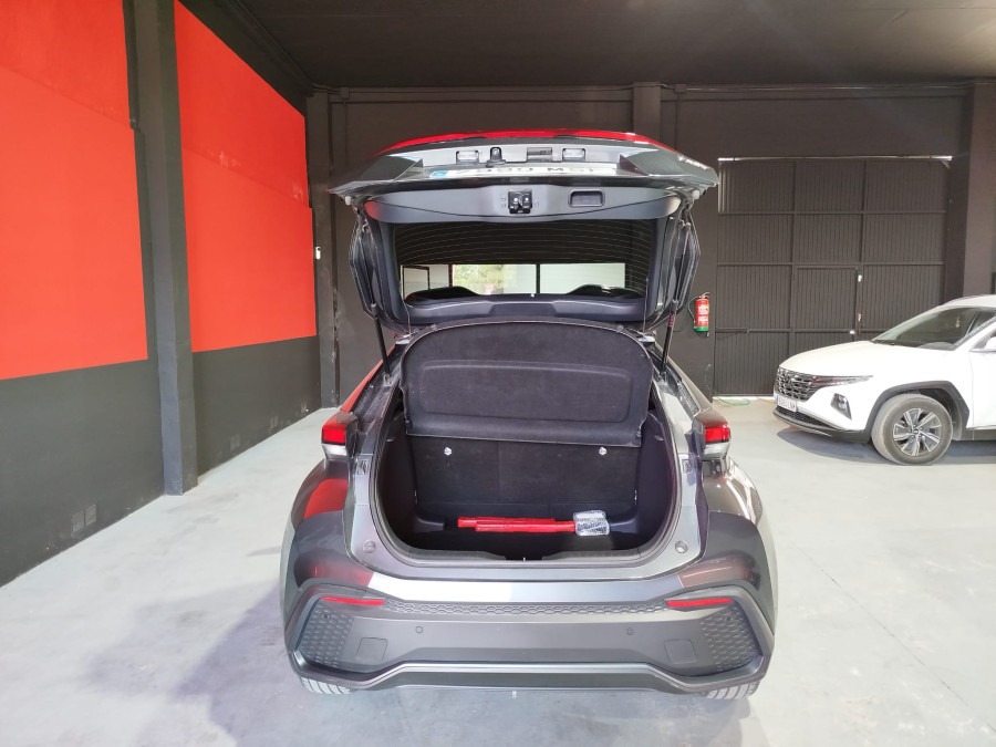 Imagen de TOYOTA C-HR