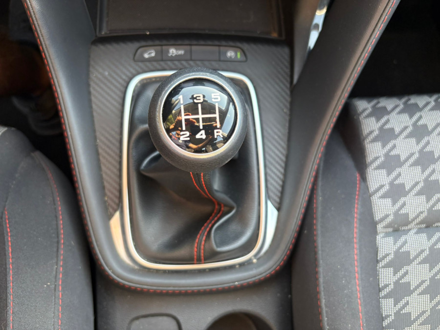 Imagen de Mg ZS