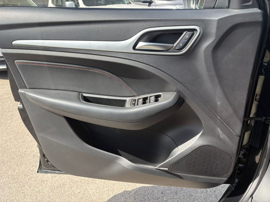 Imagen de Mg ZS