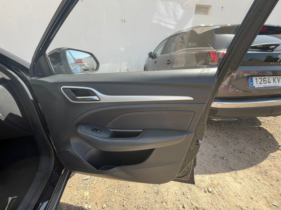 Imagen de Mg ZS