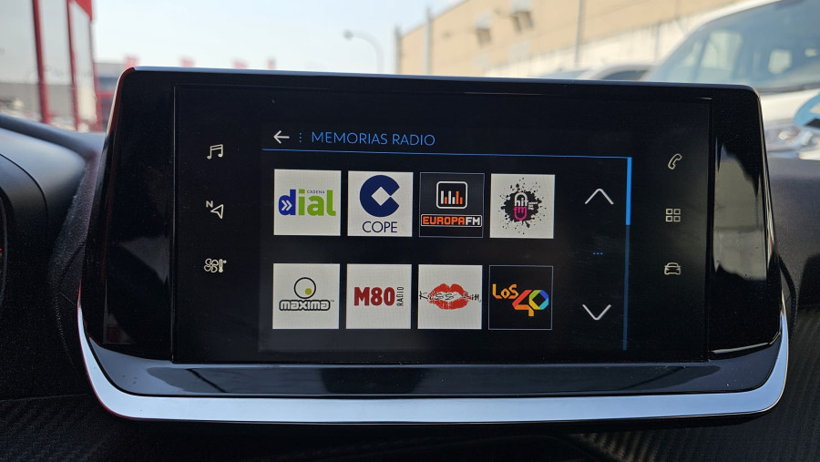 Imagen de Peugeot 208