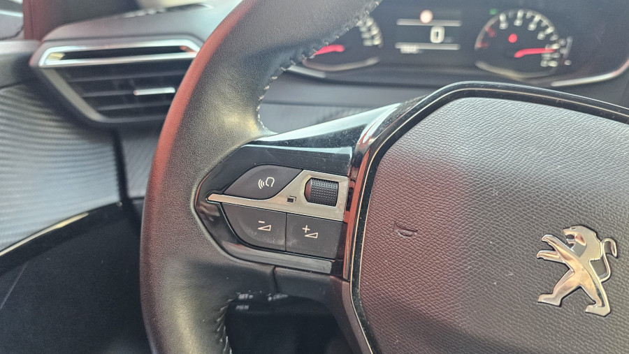 Imagen de Peugeot 208