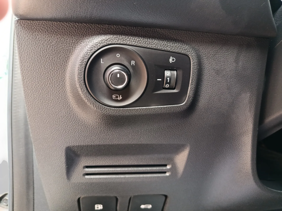 Imagen de Mg ZS