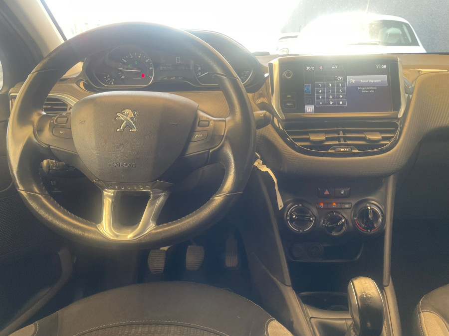 Imagen de Peugeot 208