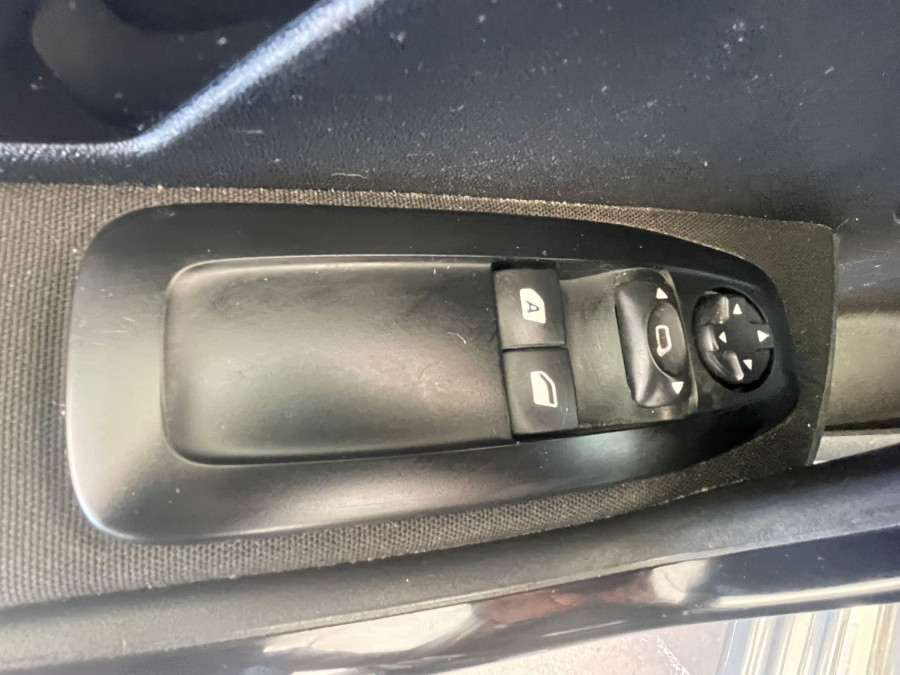 Imagen de Peugeot 208