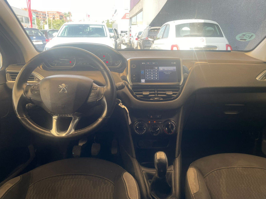 Imagen de Peugeot 208