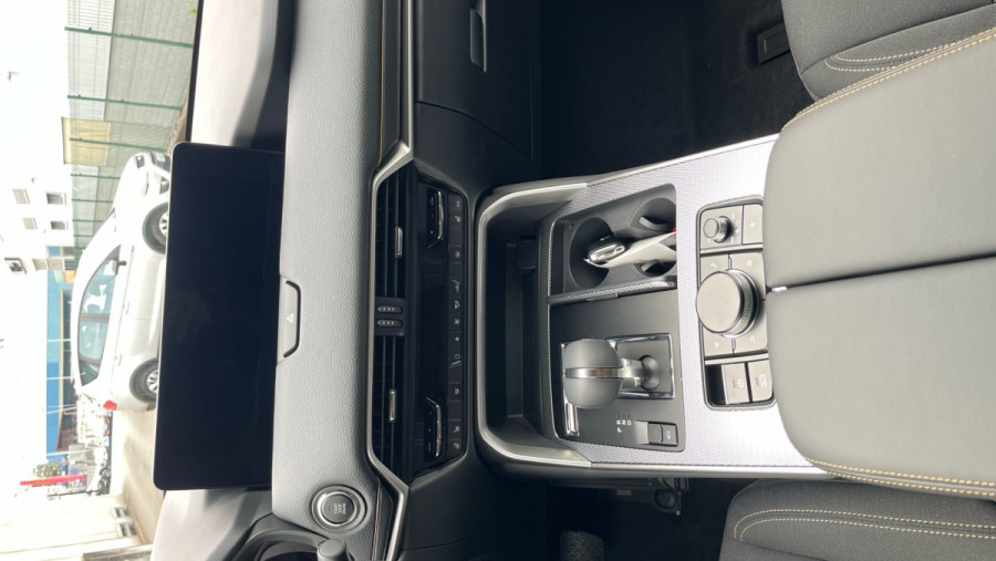 Imagen de Mazda MAZDA CX60