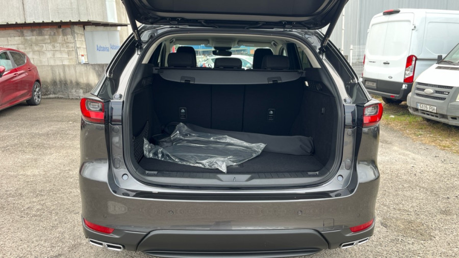 Imagen de Mazda MAZDA CX60