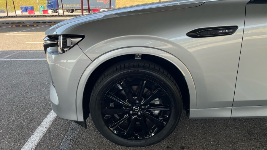 Imagen de Mazda MAZDA CX60