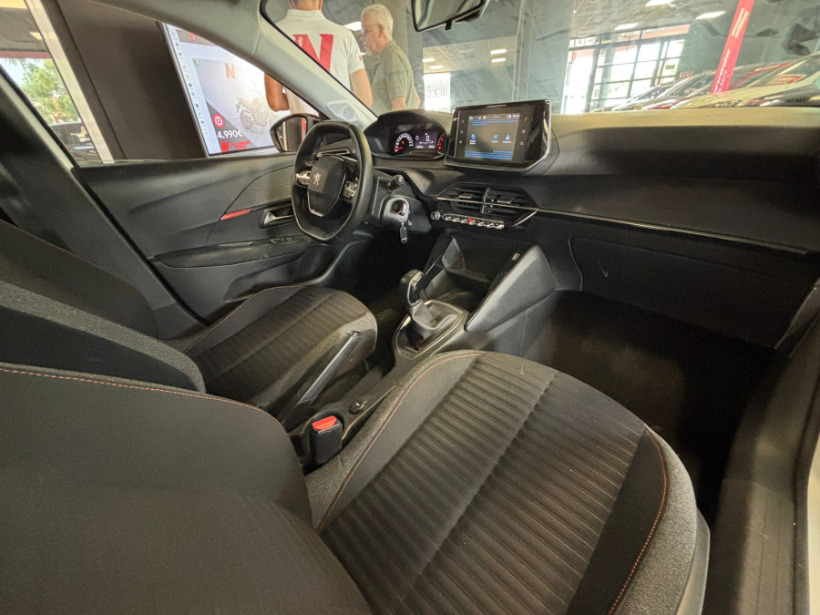 Imagen de Peugeot 208