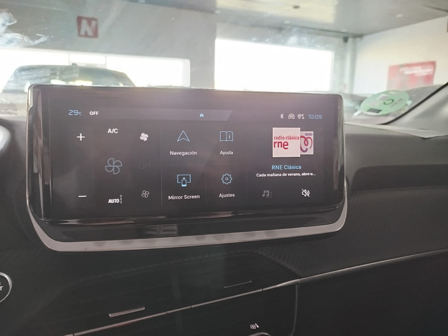 Imagen de Peugeot 208