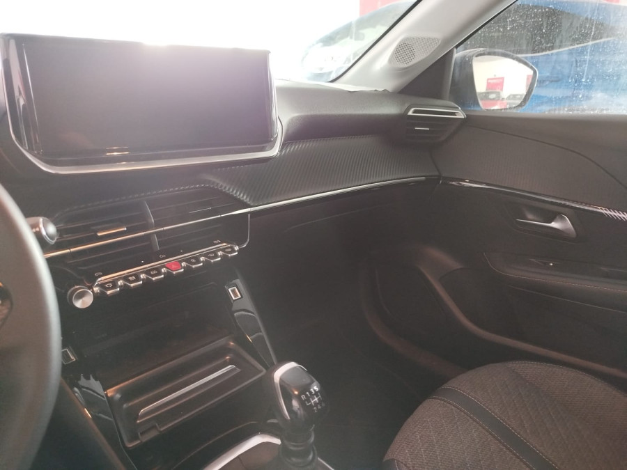 Imagen de Peugeot 208