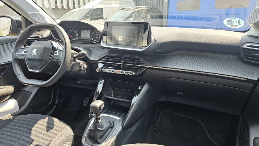 Imagen de Peugeot 208