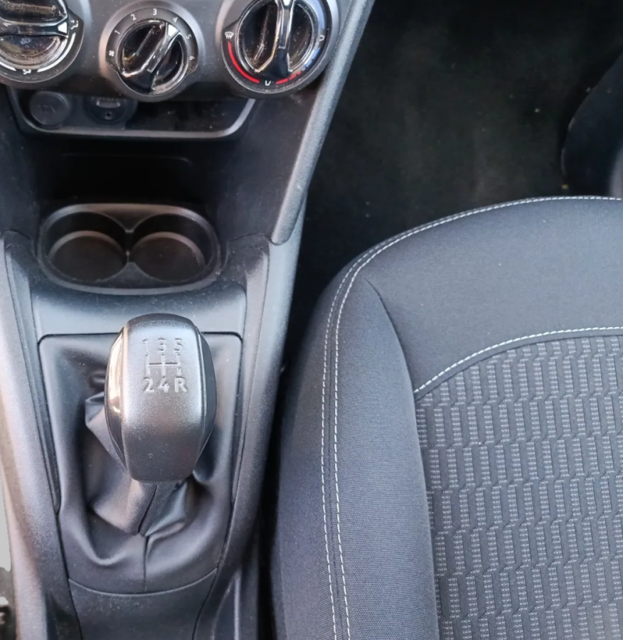 Imagen de Peugeot 208
