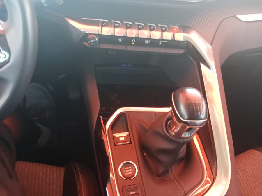Imagen de Peugeot 5008