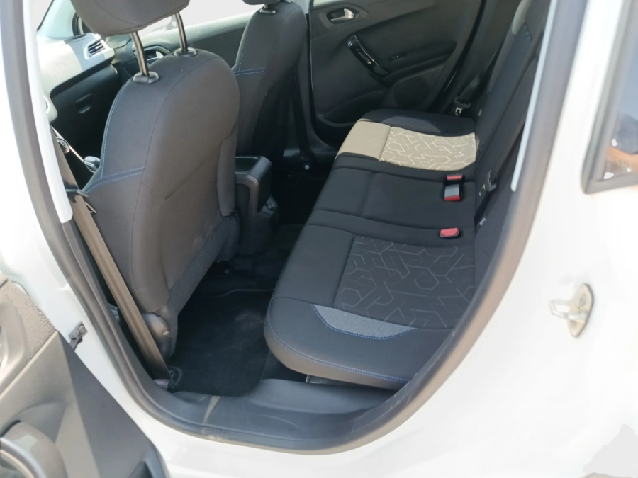 Imagen de Peugeot 2008