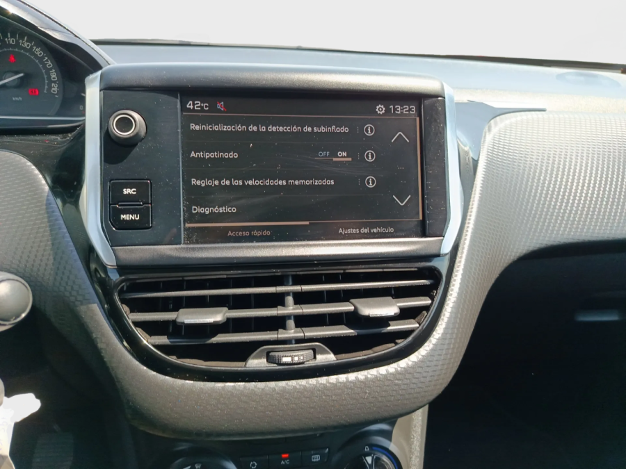 Imagen de Peugeot 2008