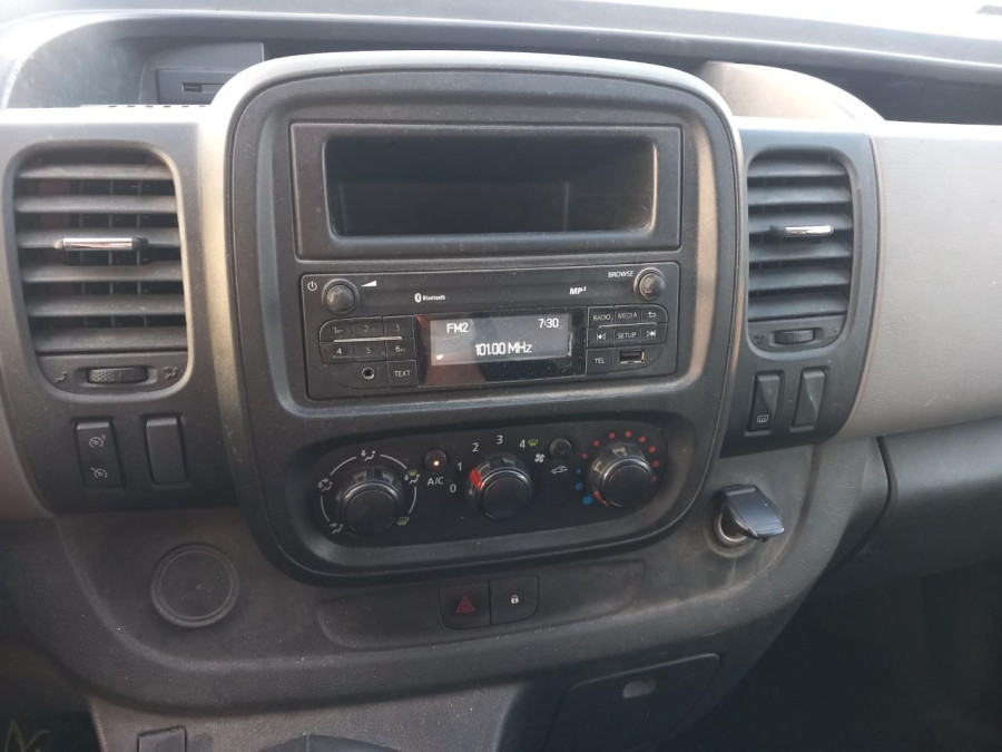 Imagen de NISSAN NV300