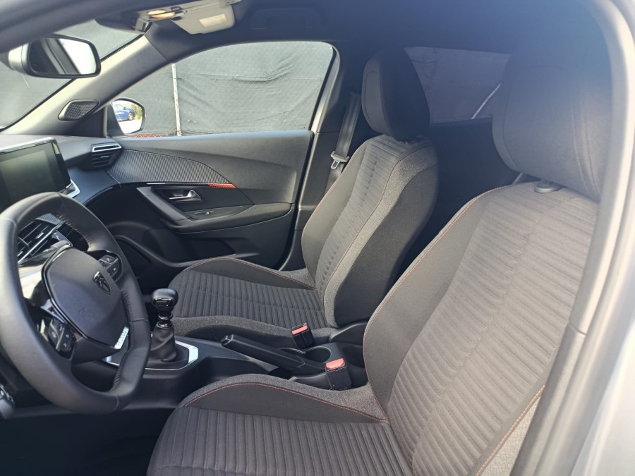 Imagen de Peugeot 2008
