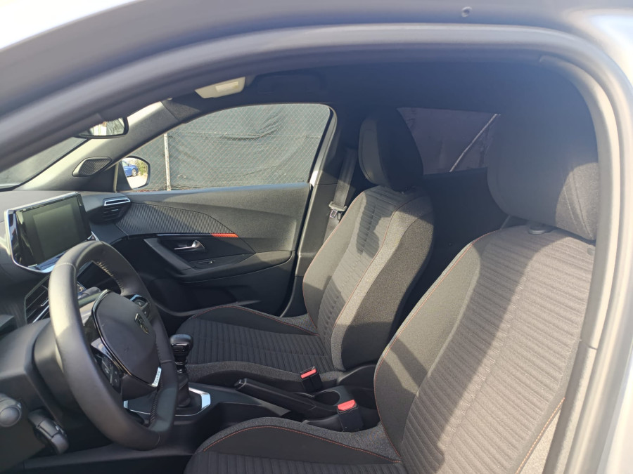 Imagen de Peugeot 2008