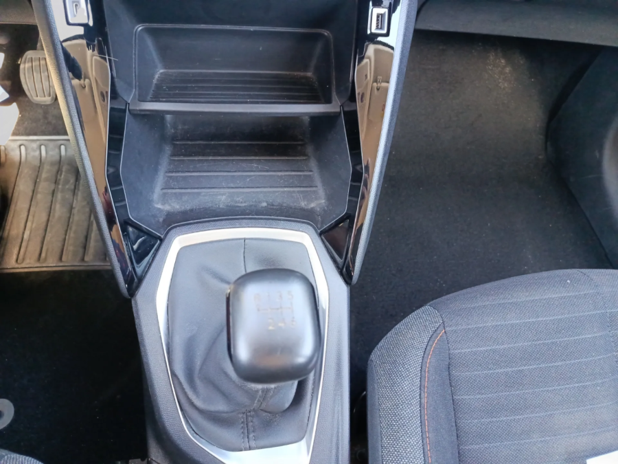 Imagen de Peugeot 208