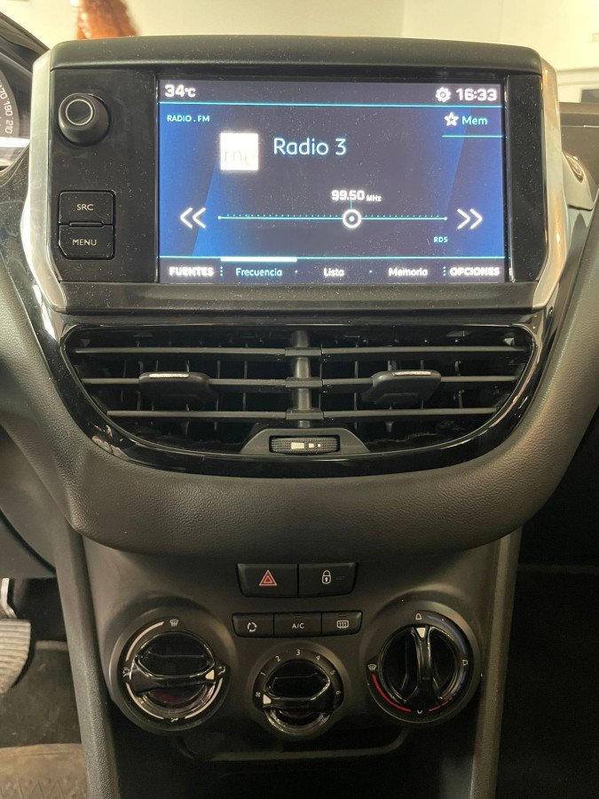 Imagen de Peugeot 208